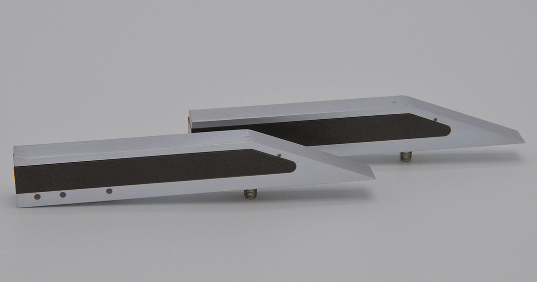 23  Blade antenna design With Creative Desiign